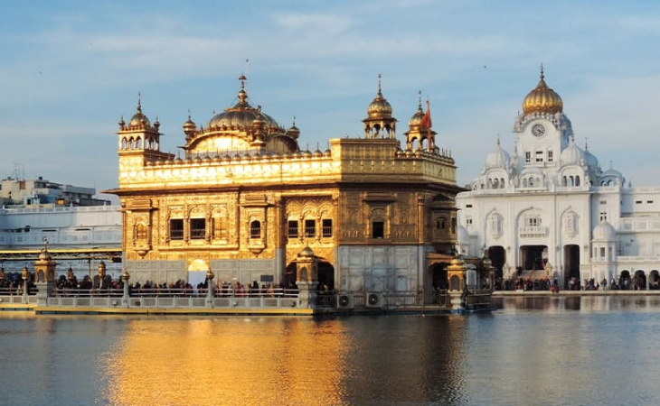 Golden Temple with Rajasthan and Taj Mahal Tour Package